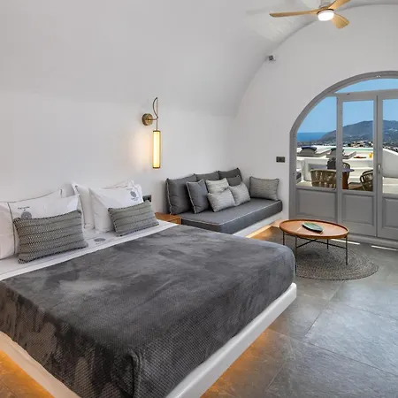 Eteoro Apartahotel Imerovigli (Santorini)